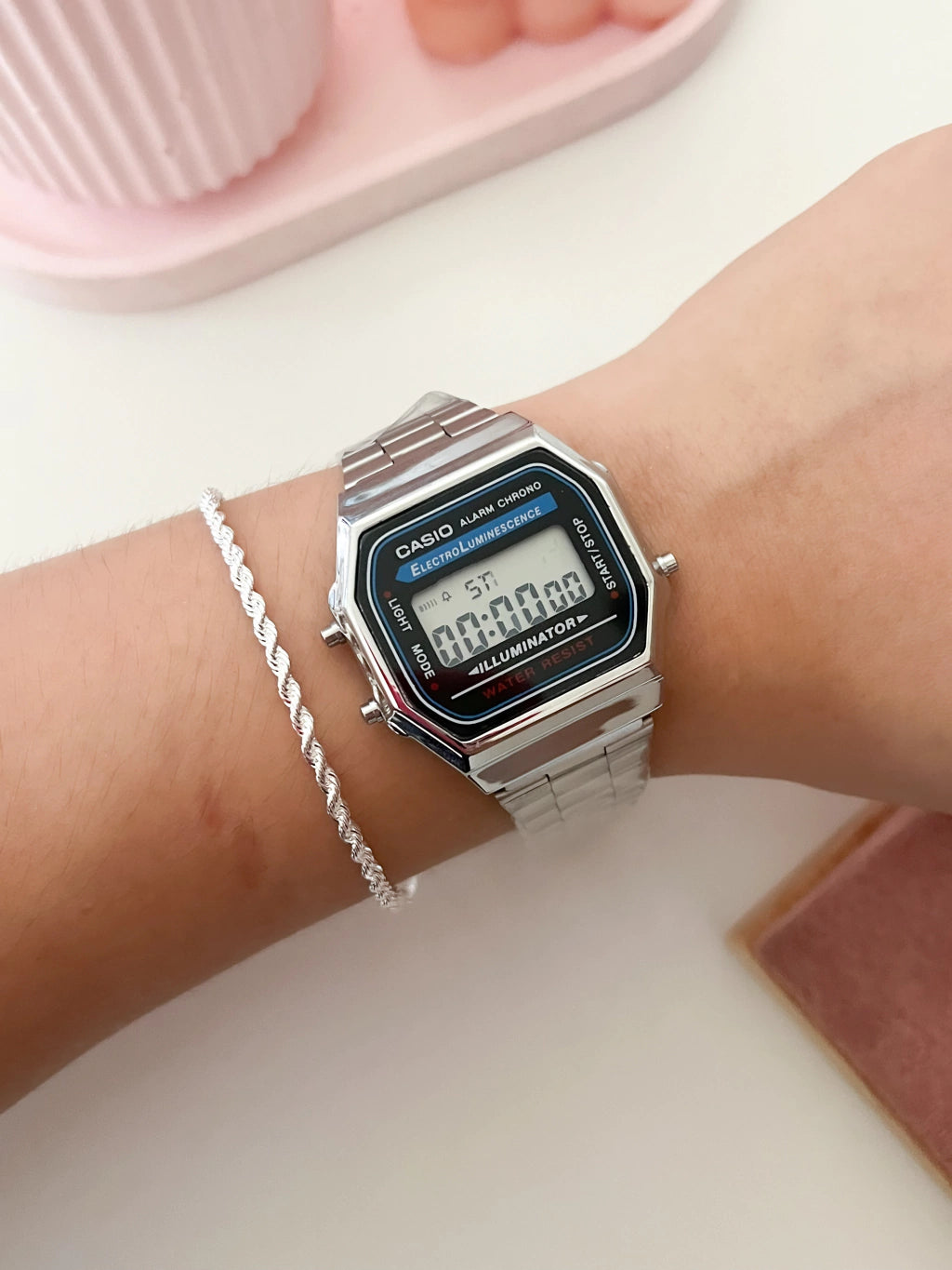 Relógio Casio fundo preto unissex