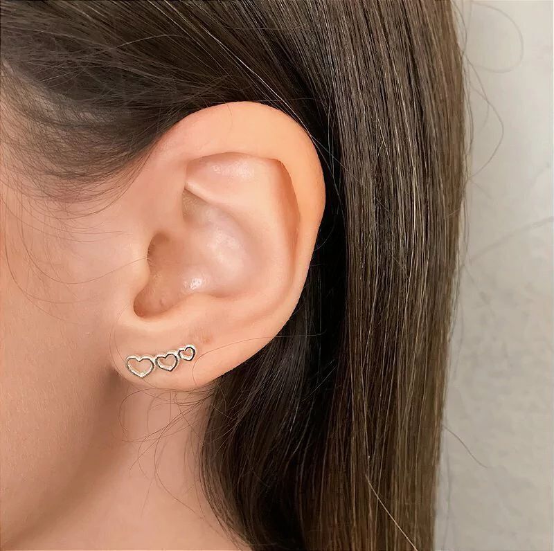 Brinco Ear Cuff 3 Corações